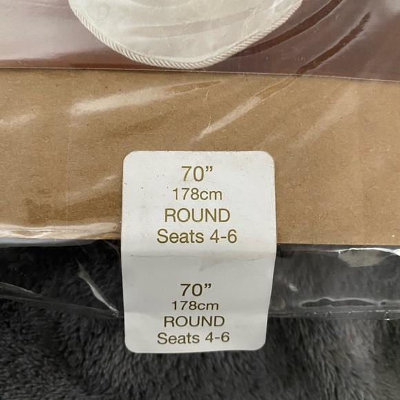 Lennox fine table linen opal, innocent - Picture 2 of 5